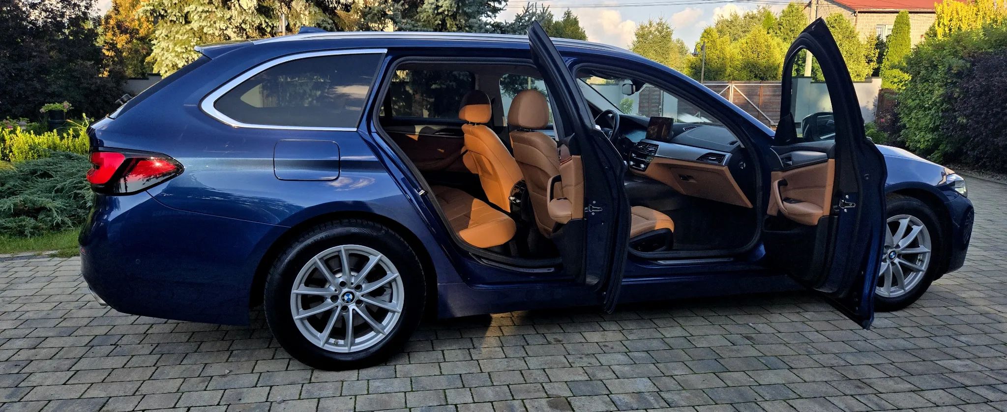 BMW Seria 5 520d Luxury Line 2022 - felgi
