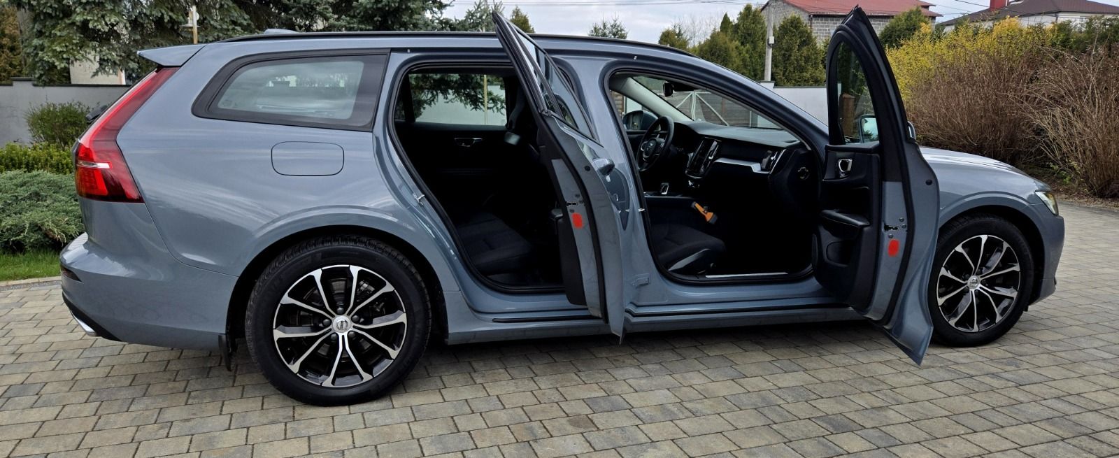 Volvo V60 B3 B Geartronic Momentum Pro 2022 - felgi