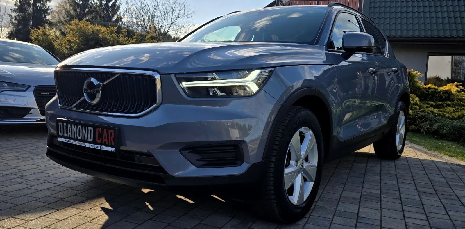 Volvo Xc 40 T3 Momentum Pro 2019 - tył