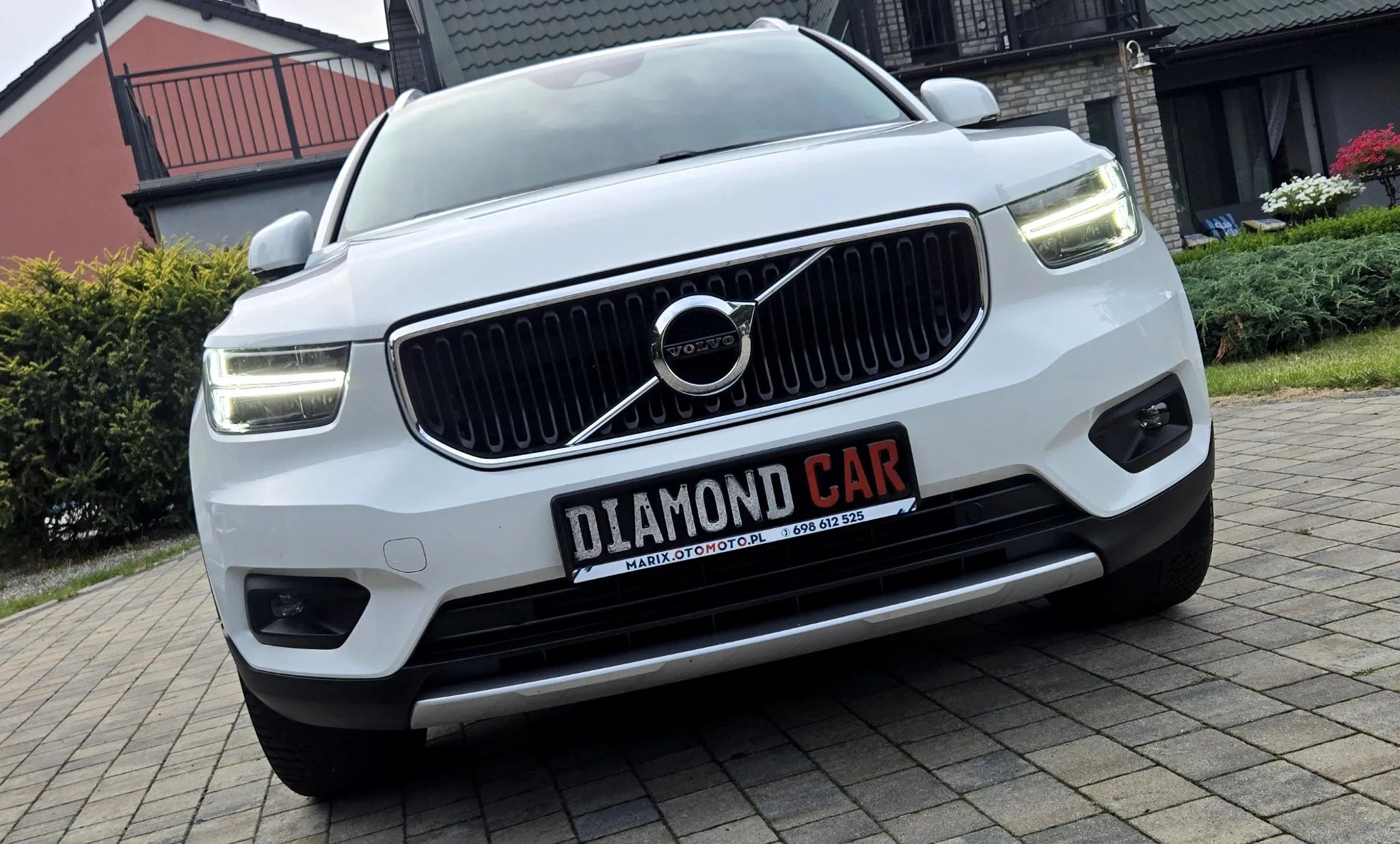 Volvo Xc 40 T3 Momentum Pro 2021 - silnik