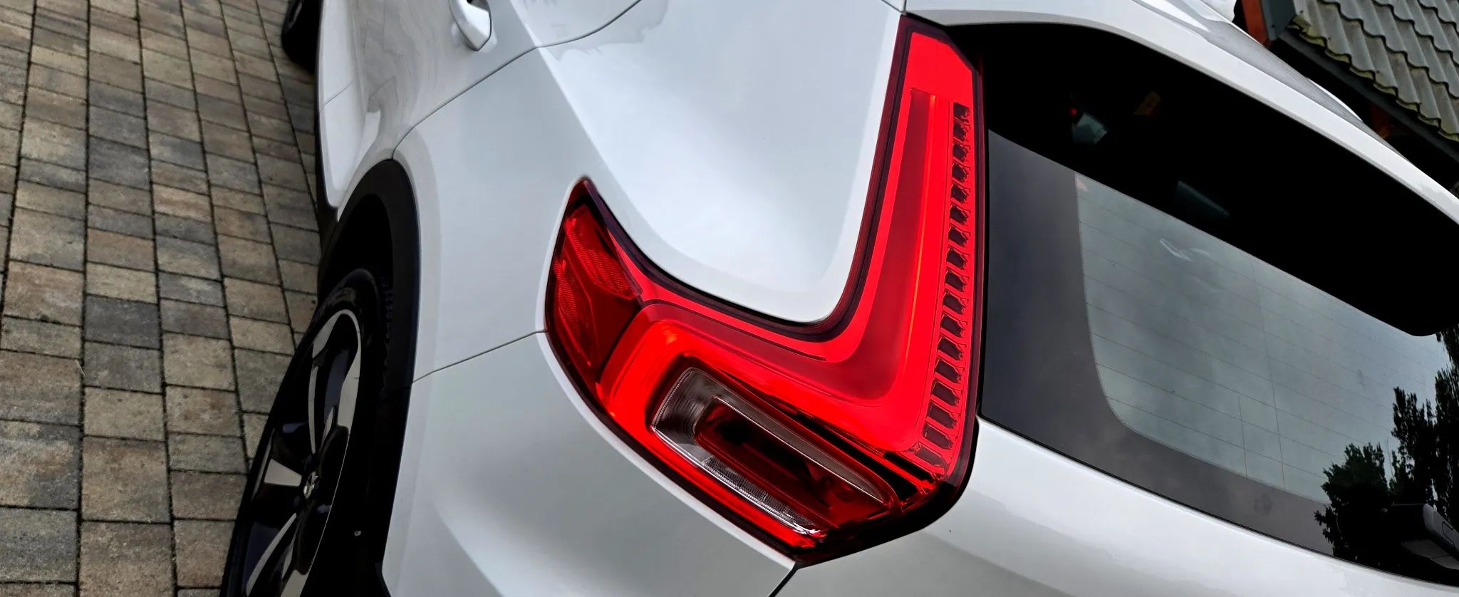 Volvo Xc 40 T3 Momentum Pro 2021 - detal 16