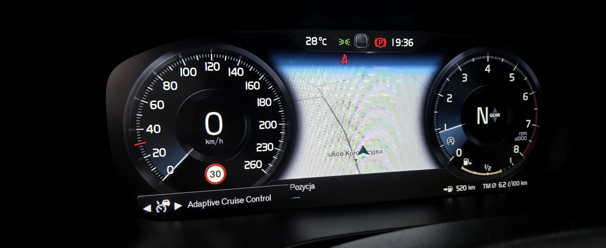 Volvo Xc 40 T3 Momentum Pro 2021 - detal 23