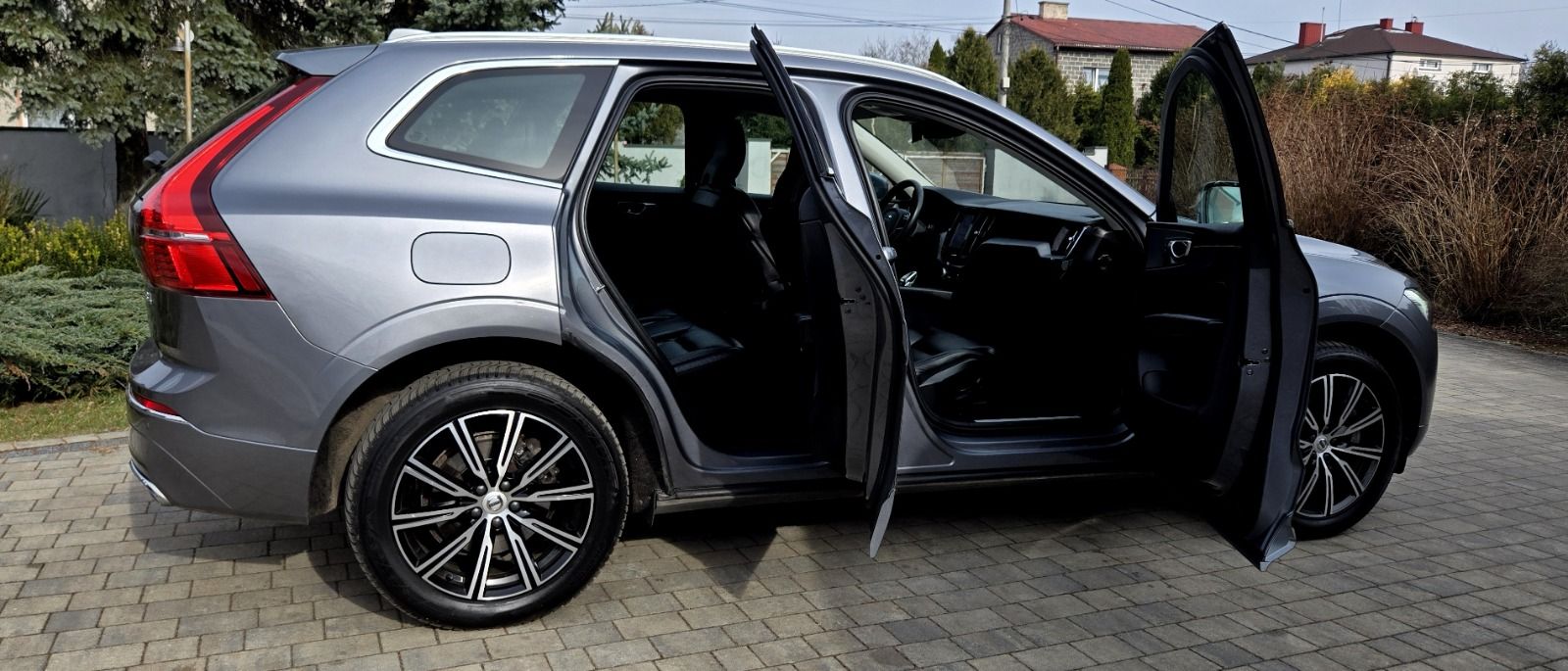 Volvo Xc 60 B4 D Geartronic Momentum Pro 2021 - dach