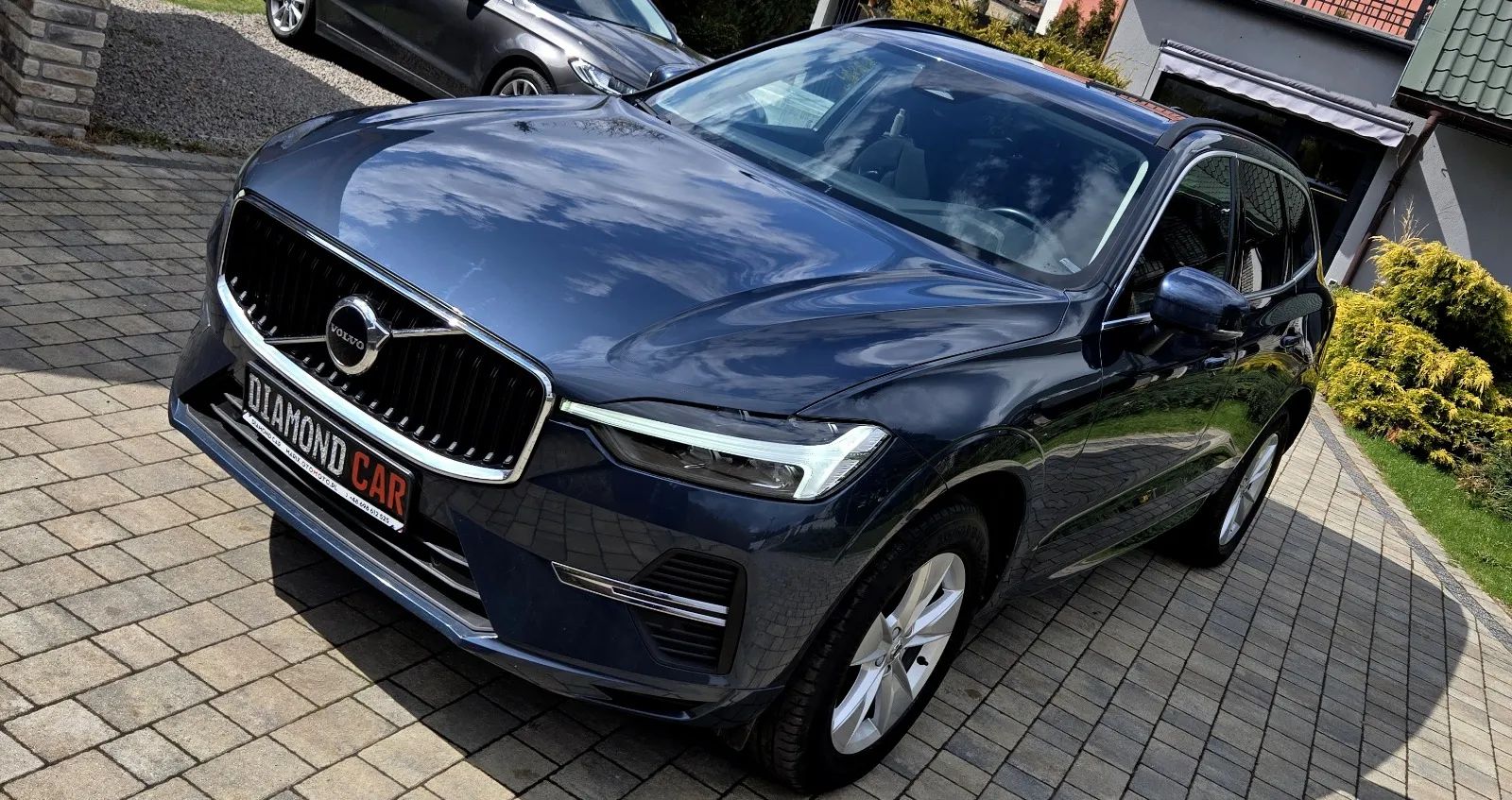 Volvo Xc 60 B4 D Ultimate Dark 2022 - przód/bok