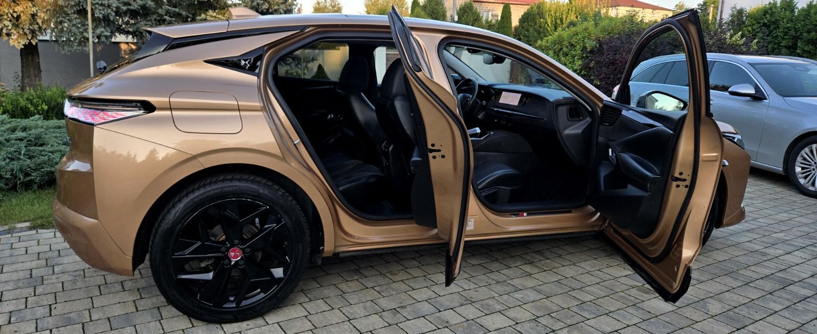 DS Ds 4 1 5 Bluehdi Performance Line Plus 2022 - bagażnik